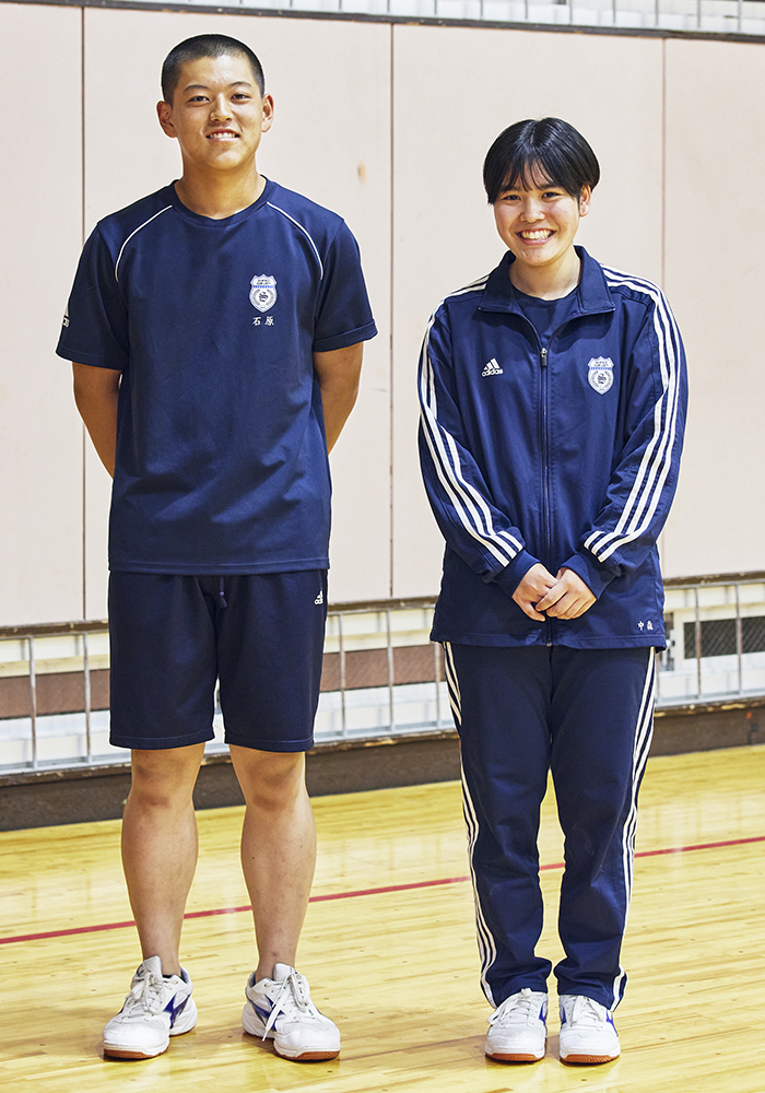 制服紹介 | 神港学園高等学校
